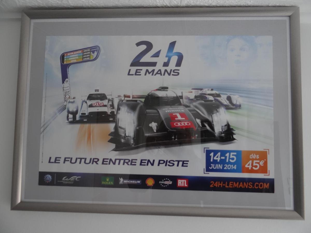 Villa Circuit Expo Zenith à Le Mans Extérieur photo